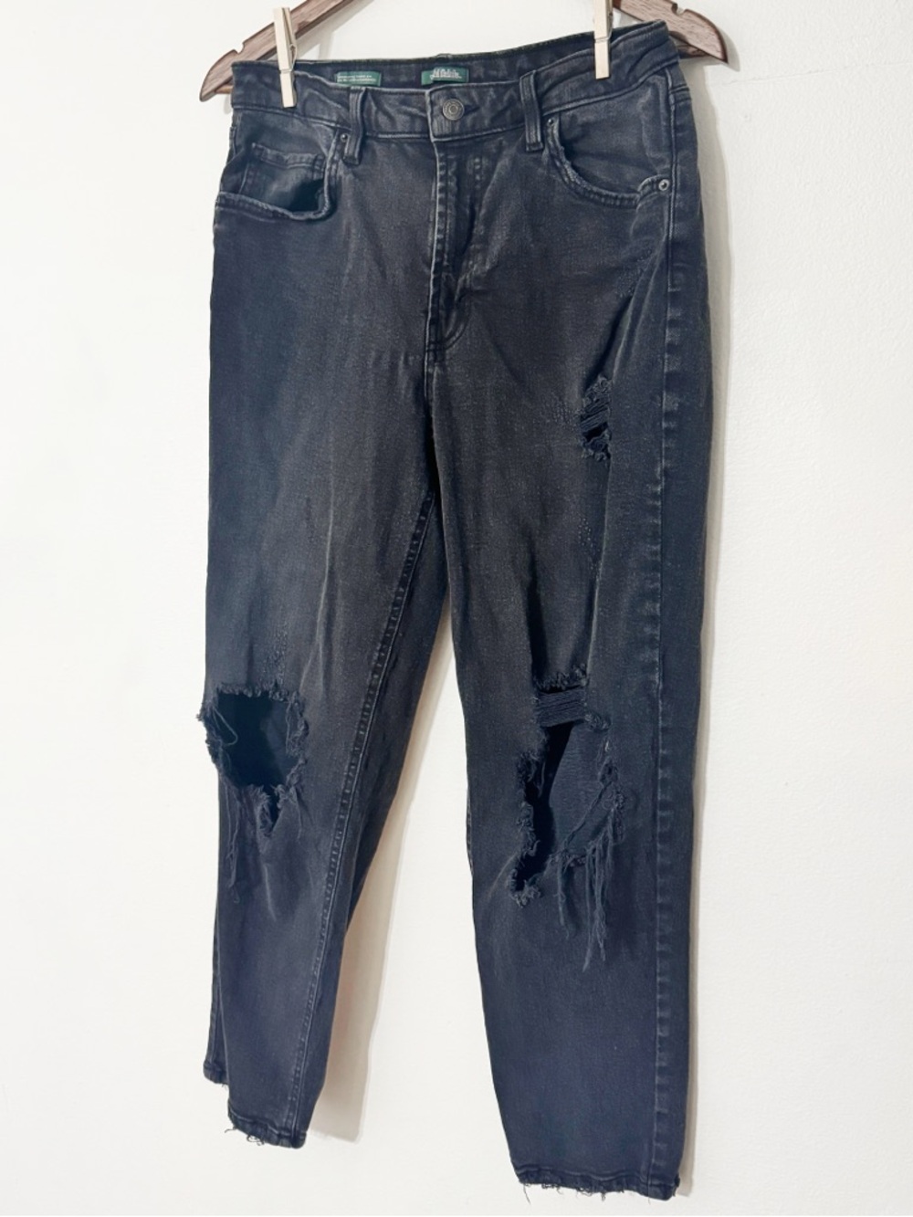 Wild Fable Black Distressed High-Rise Women’s Jeans size 10
